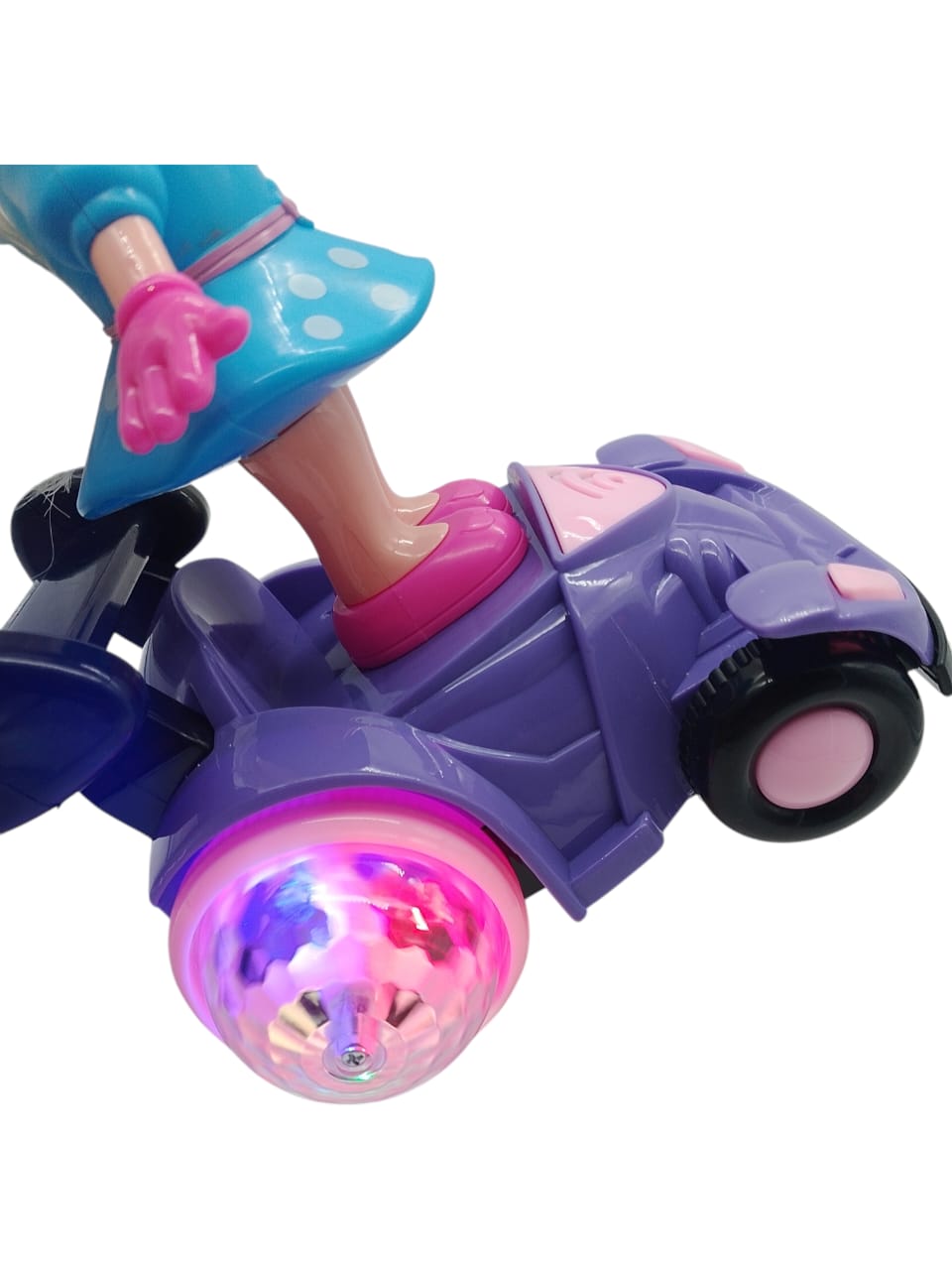 MUÑECA EN GO KART GM1053-4D-157