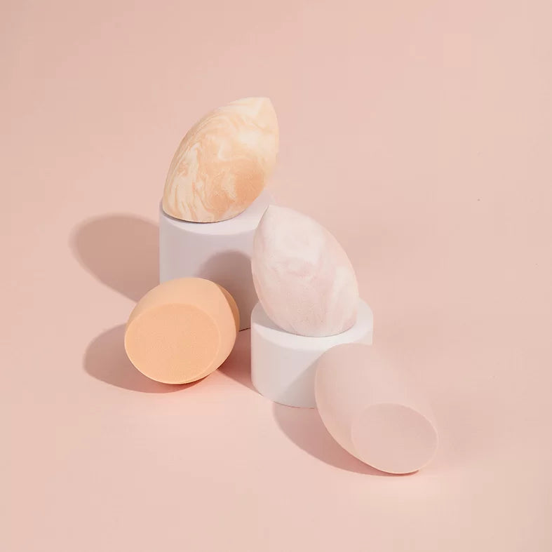 ESPONJA DIAGONAL PARA MAQUILLAJE AMOR US