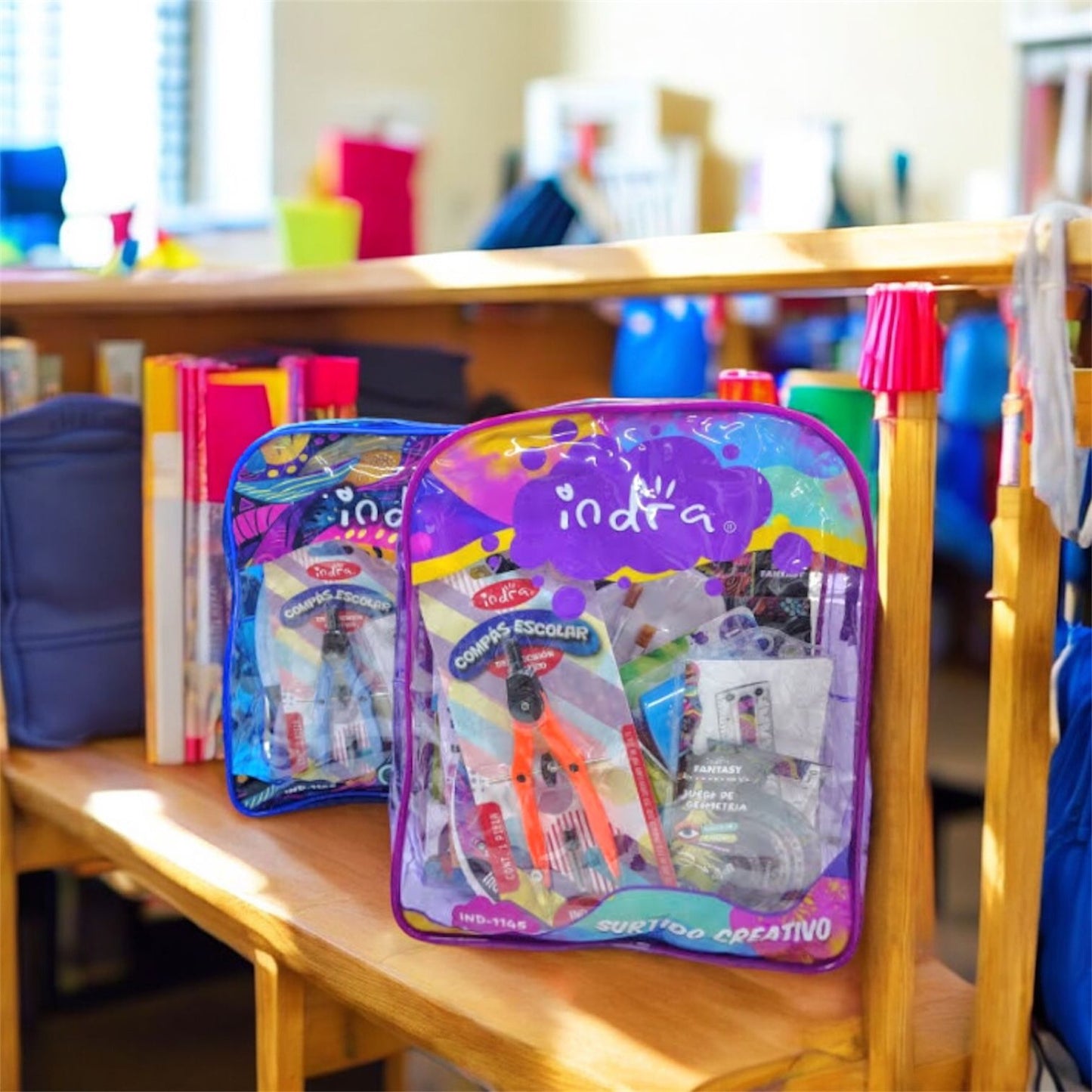 MOCHILA SURTIDA CON ART/ESCOLARES IND-1145